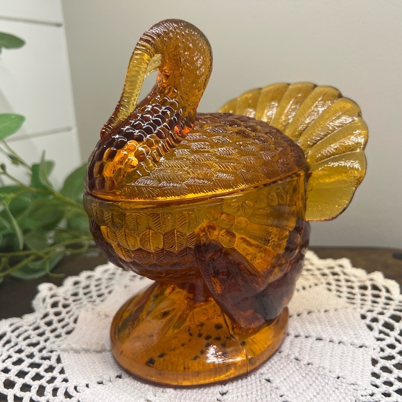 L. E. Smith Other - Vintage L.E. Smith Amber Glass Turkey Covered Dish, 1960s, Turkey on Nest